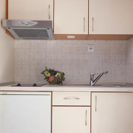 Apartment Mendes Tucepi