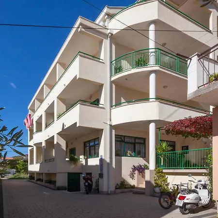 Mendes Apartment *
